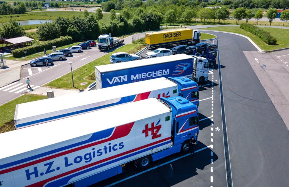 Hoe goed werkt reclame op vrachtwagen trailers?