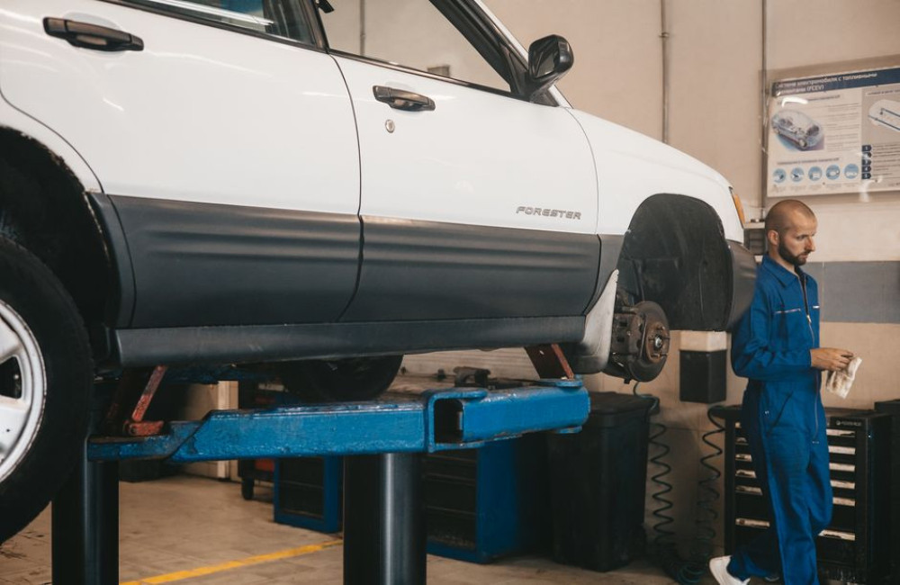 Wat kost een APK-keuring voor een benzineauto in 2026