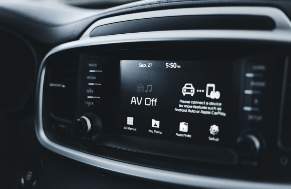 Hoe de technologie van verbonden auto's uw rijervaring zal veranderen